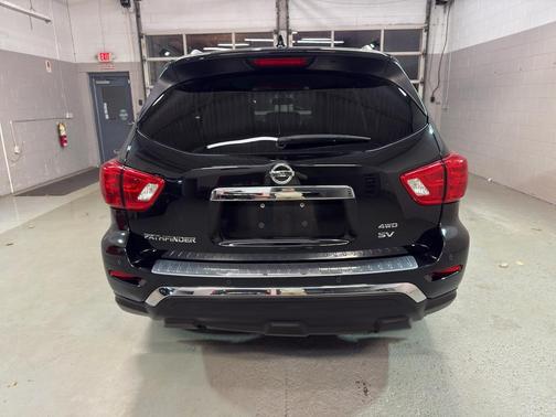 2020 Nissan Pathfinder SV 4WD