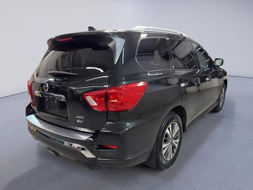 2020 Nissan Pathfinder SV 4WD
