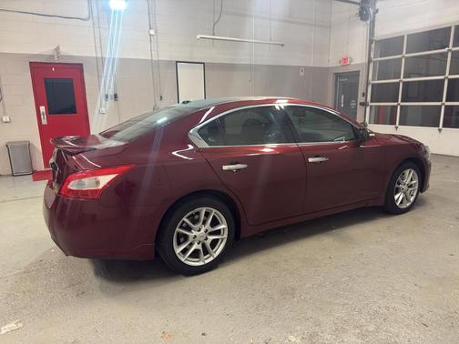 2011 Nissan Maxima SV