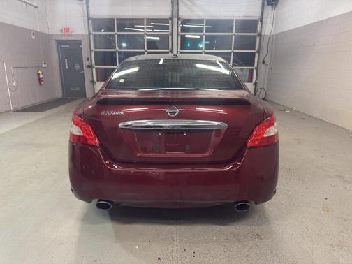 2011 Nissan Maxima SV