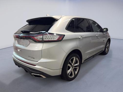 2017 Ford Edge Sport