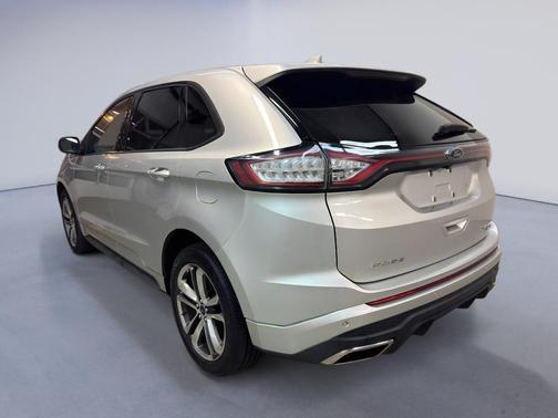 2017 Ford Edge Sport