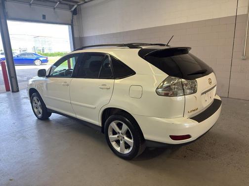 White Pearl Crystal 2004 Lexus RX 330 Base