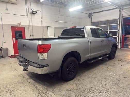2010 Toyota Tundra Grade