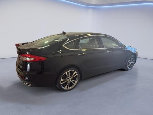 2020 Ford Fusion Titanium