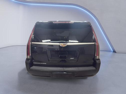 2015 Cadillac Escalade Luxury