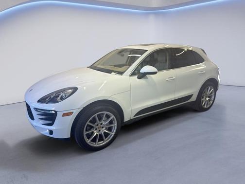2016 Porsche Macan S