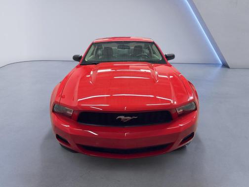 2010 Ford Mustang Premium