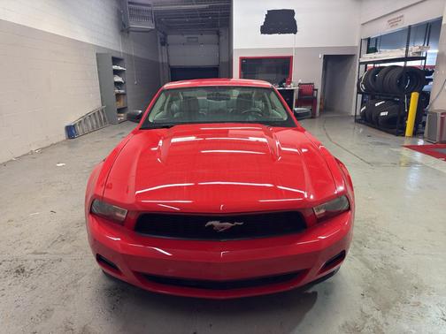 2010 Ford Mustang Premium