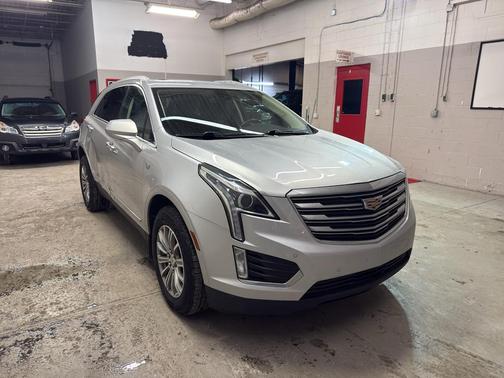 2017 Cadillac XT5 Luxury