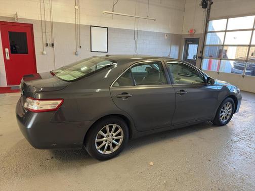 2010 Toyota Camry Hybrid Base