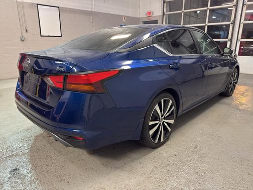 2019 Nissan Altima 2.5 SR