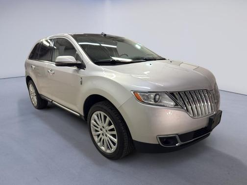 2012 Lincoln MKX Base