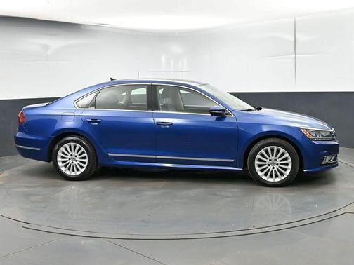 2017 Volkswagen Passat 1.8T SE