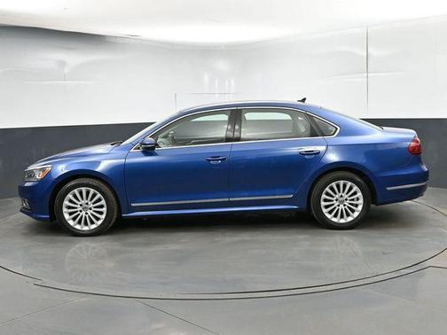 2017 Volkswagen Passat 1.8T SE