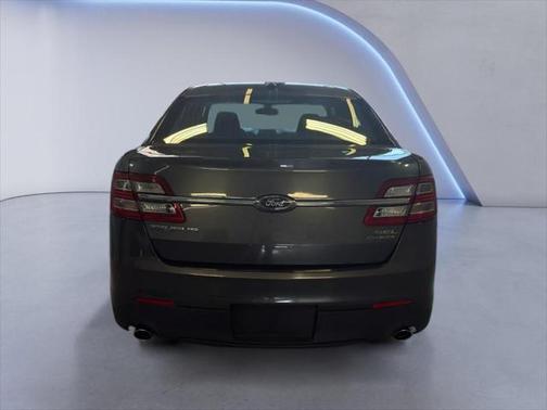2017 Ford Taurus SEL