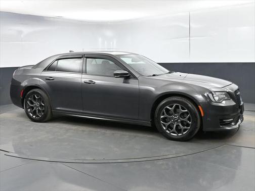2018 Chrysler 300 S