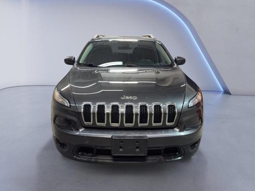 Granite Crystal Metallic Clearcoat 2016 Jeep Cherokee Latitude