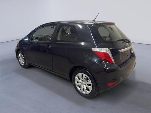 2013 Toyota Yaris L