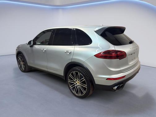 2016 Porsche Cayenne Turbo