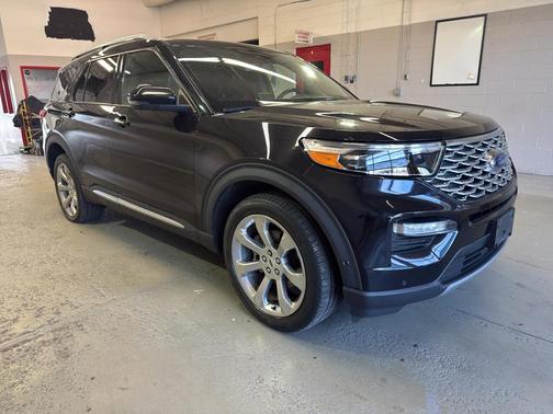 Agate Black Metallic 2020 Ford Explorer Platinum