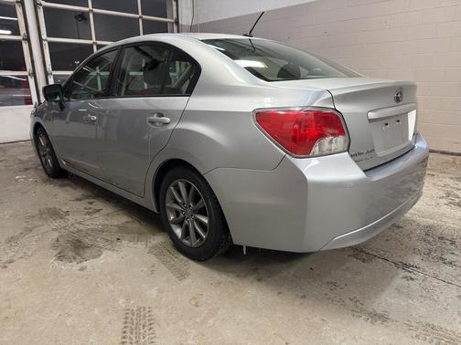 2012 Subaru Impreza 2.0i Premium