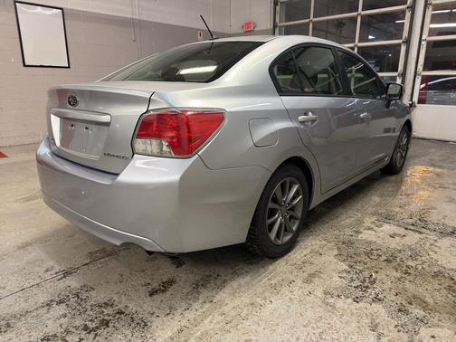 2012 Subaru Impreza 2.0i Premium