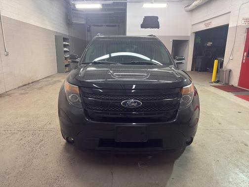 2014 Ford Explorer Sport
