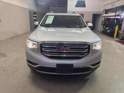 2018 GMC Acadia SLT-1