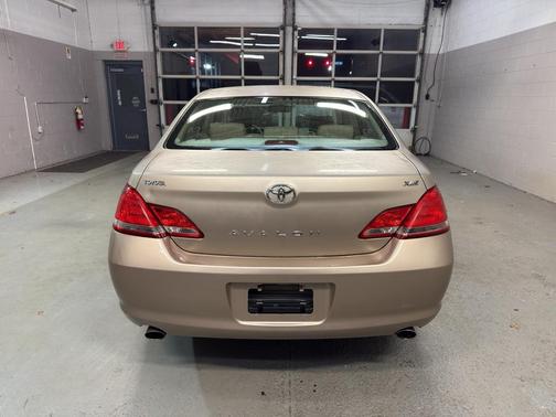 2006 Toyota Avalon XLS
