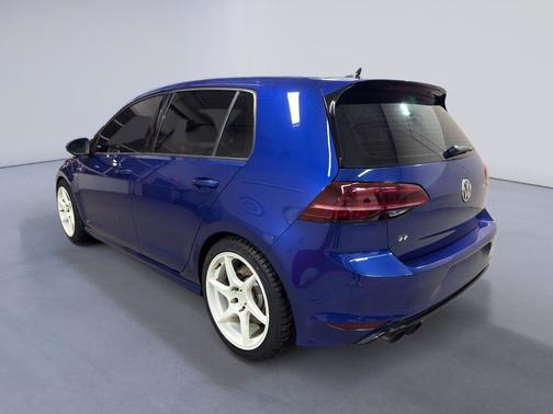 2016 Volkswagen Golf R 2.0T DSG