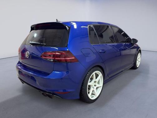 2016 Volkswagen Golf R 2.0T DSG