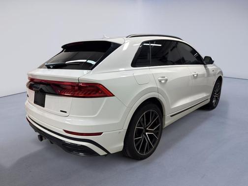 2019 Audi Q8 3.0T Premium Plus