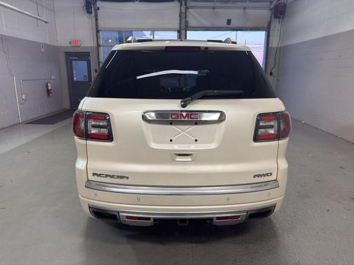 2013 GMC Acadia Denali