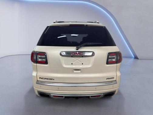 2013 GMC Acadia Denali