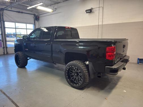 2017 Chevrolet Silverado 1500 2LT
