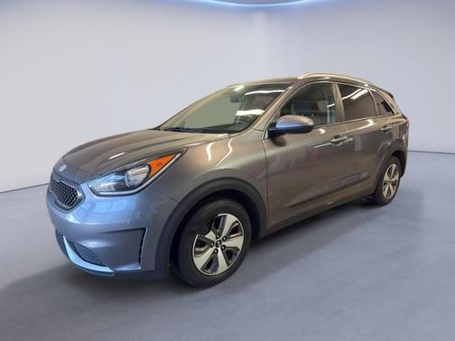 Metal Stream 2018 Kia Niro LX