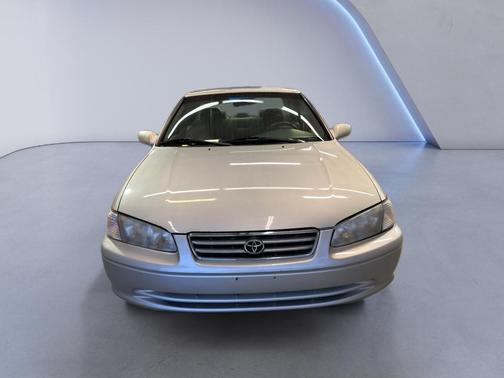 2000 Toyota Camry CE