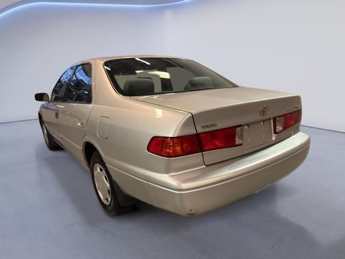 2000 Toyota Camry CE