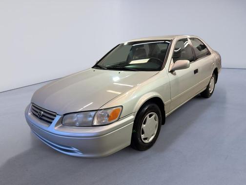 2000 Toyota Camry CE