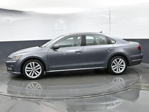 2018 Volkswagen Passat 2.0T SE