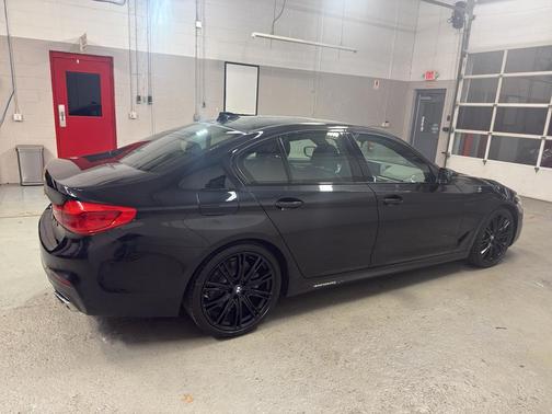 2019 BMW 540 540i