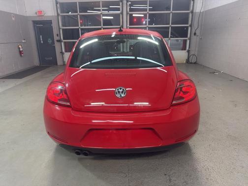 2014 Volkswagen Beetle 1.8T
