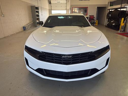 2023 Chevrolet Camaro 1LS