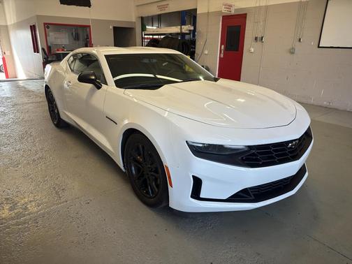2023 Chevrolet Camaro 1LS