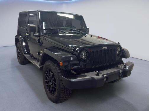 2013 Jeep Wrangler Sahara