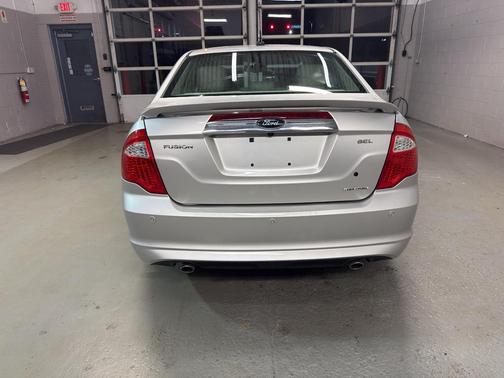 2011 Ford Fusion SEL