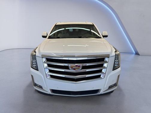 Crystal White Tricoat 2017 Cadillac Escalade ESV Premium Luxury