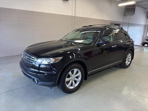 2005 INFINITI FX35 Base