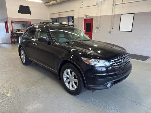 2005 INFINITI FX35 Base